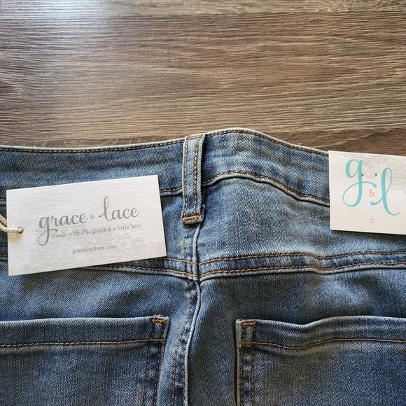 Grace and Lace jeans NWT - Picture 3 of 3